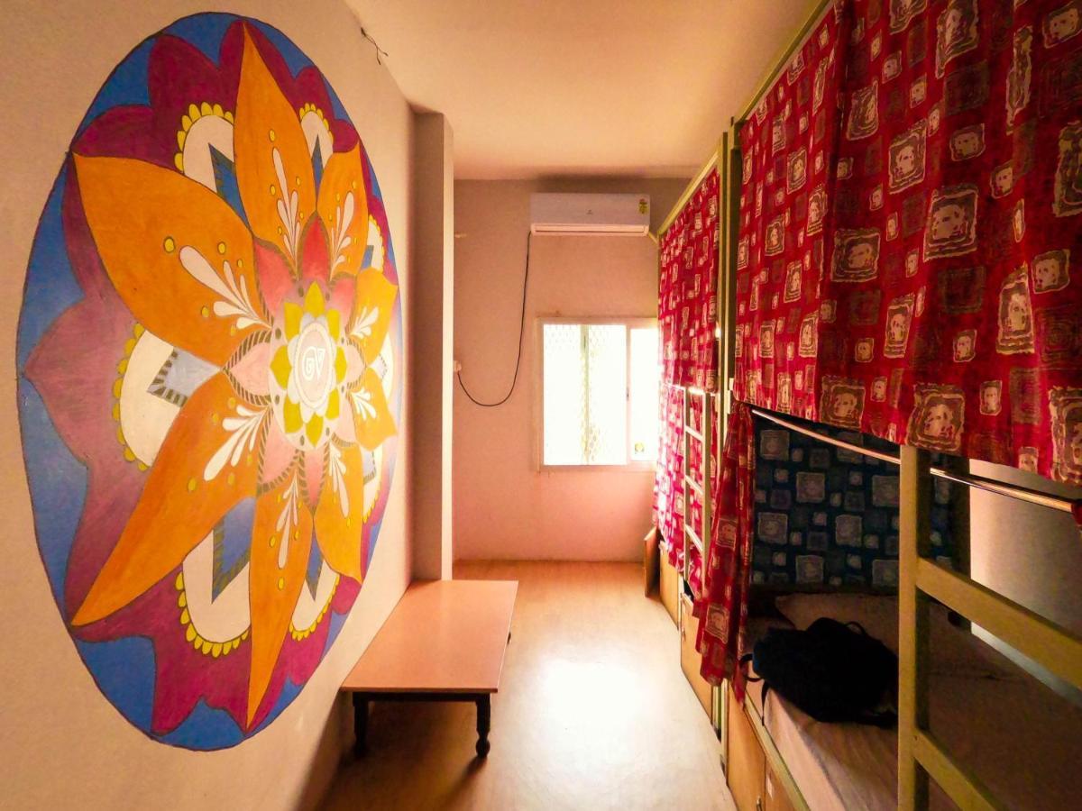Good Vibes Hostel Bénarès Extérieur photo