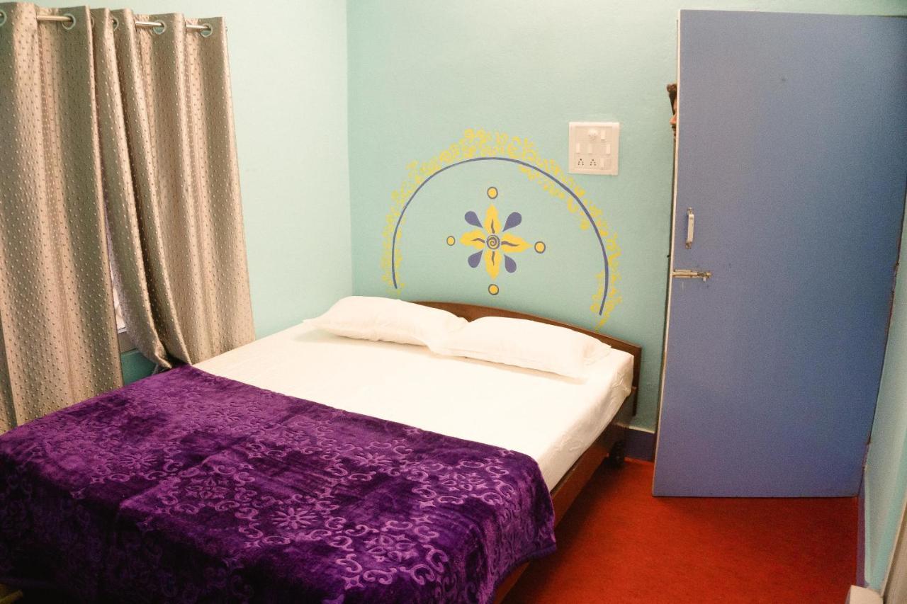 Good Vibes Hostel Bénarès Extérieur photo